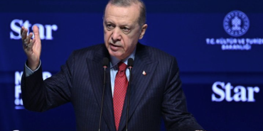 Erdoğan Cumhuriyet 81 milyonun ortak değeridir. Gazi Mustafa Kemal bu ülkenin banisidir.