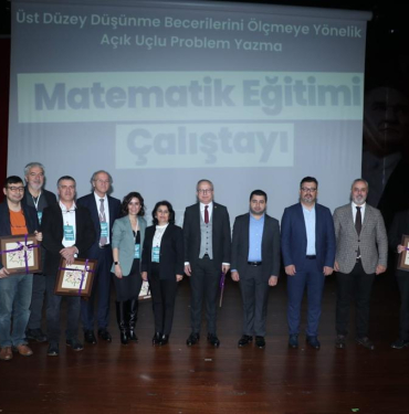 İzmit Belediyesi Çınar Akademi işbirliğinde, Marmara’daki öğretmenler ‘Matematik Çalıştayı’nda buluştu