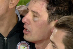 O Başkan sahaya girdi ve hakemi yumrukladı