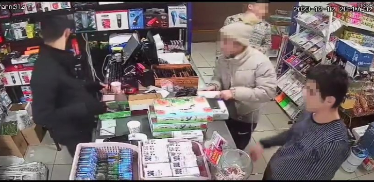 SMA HASTASI ÇOCUĞUN BAĞIŞ KUMBARASINI ÇALAN ŞÜPHELİLER YAKALANDI