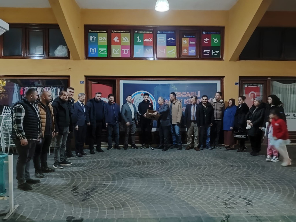 Antrenörsüz ve kulüpsüz bırakılan Aykut Eren Türkiye ikincisi oldu