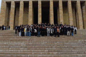 cinar akademi ogrencileri anitkabiri ziyaret etti MkjQKRJm.jpg