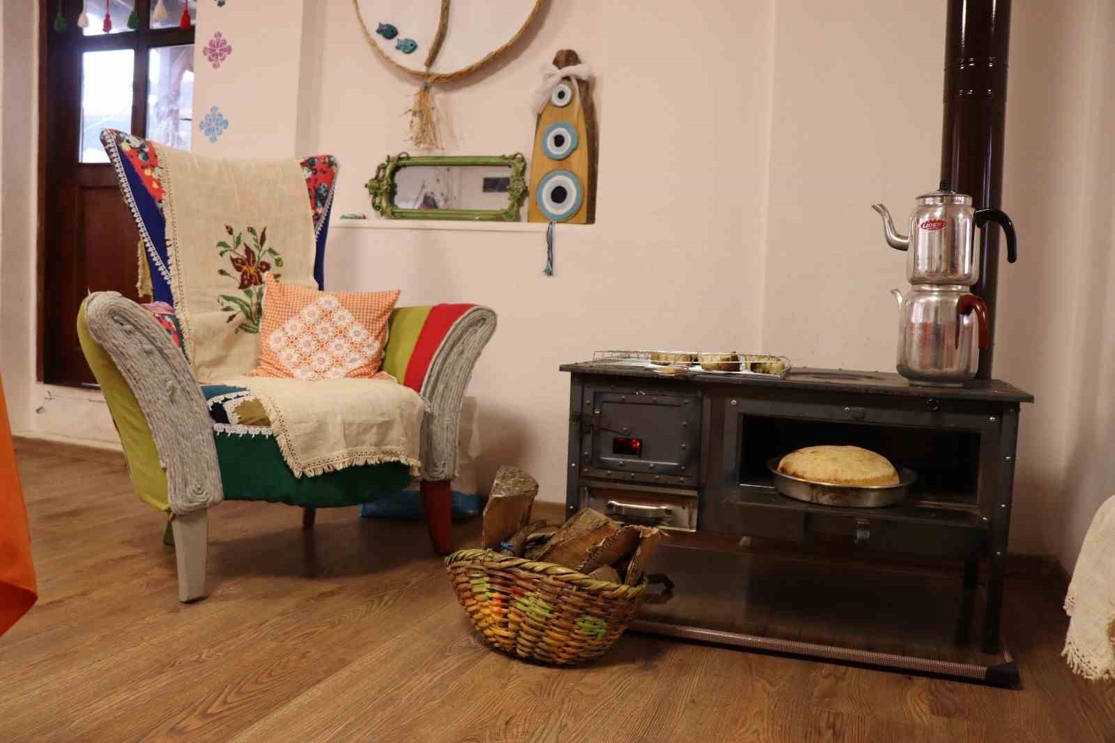 cinar kahvalti konagi nostalji kokan dokusu ve odun sobasi ile vazgecilmez mekanlardan oldu Gh57M7kX.jpg