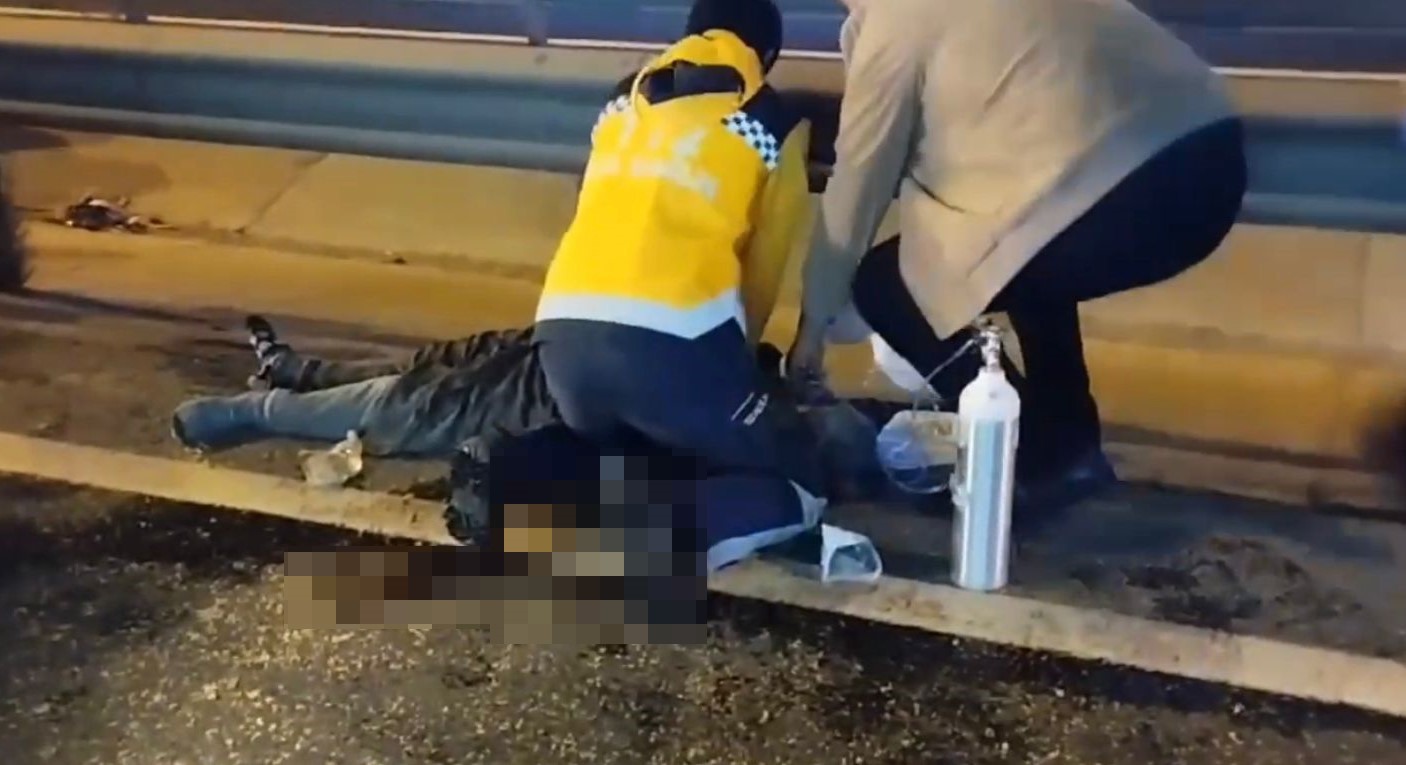 d 100de hafif ticari aracin carptigi yaya agir yaralandi dRcaB9Bw.jpg