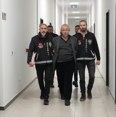 damadini vuran kayinpederin oglu sucu ustlenmeye calismis JR89OTxy.jpg