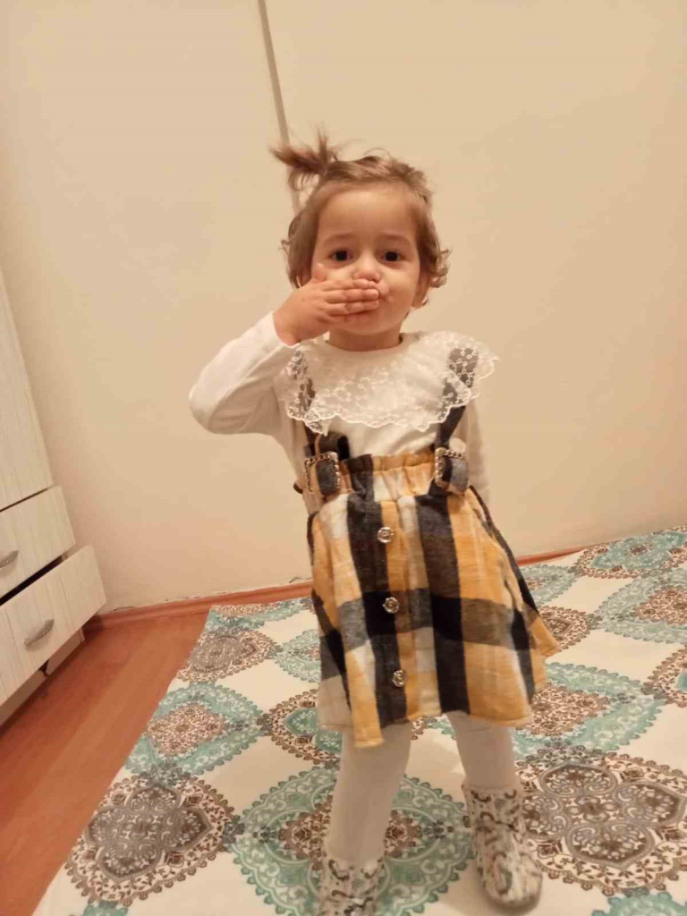 eczanede fenalasan 2 yasindaki cocuk hayatini kaybetti pF2luYK2.jpg
