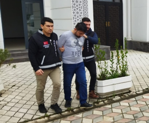 esini ve kayinpederini oldurmustu attigi mesaj kan dondurdu TdmEaQtn.jpg