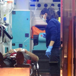 hafif ticari arac bariyere ok gibi saplandi 1i agir 3 yarali MkRQ1e7X.jpg