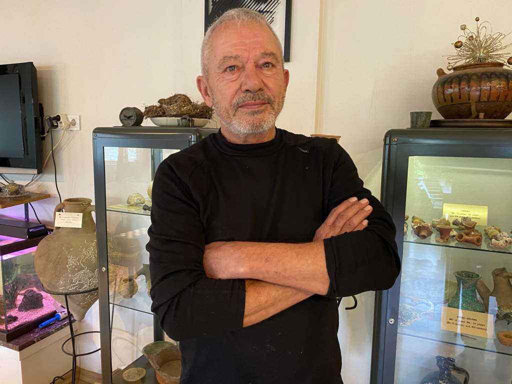 YEŞİLÇAM'IN JÖNÜ KANDIRA TARİHİNİ BU MÜZEDE TOPLADI: "65 MİLYON YILLIK FOSİLLER BULUNUYOR"