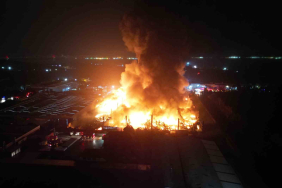 kocaelide fabrikada cikan yangin boyle goruntulendi J788m96i.jpg