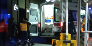 lastik fabrikasinda yangin 8 isci dumandan etkilendi VODQ6AyB.jpg