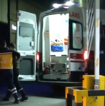 lastik fabrikasinda yangin 8 isci dumandan etkilendi VODQ6AyB.jpg