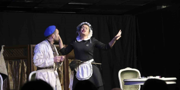 ogrencilerin sergiledikleri tiyatro oyunu begeni topladi 1kunArxp.jpg