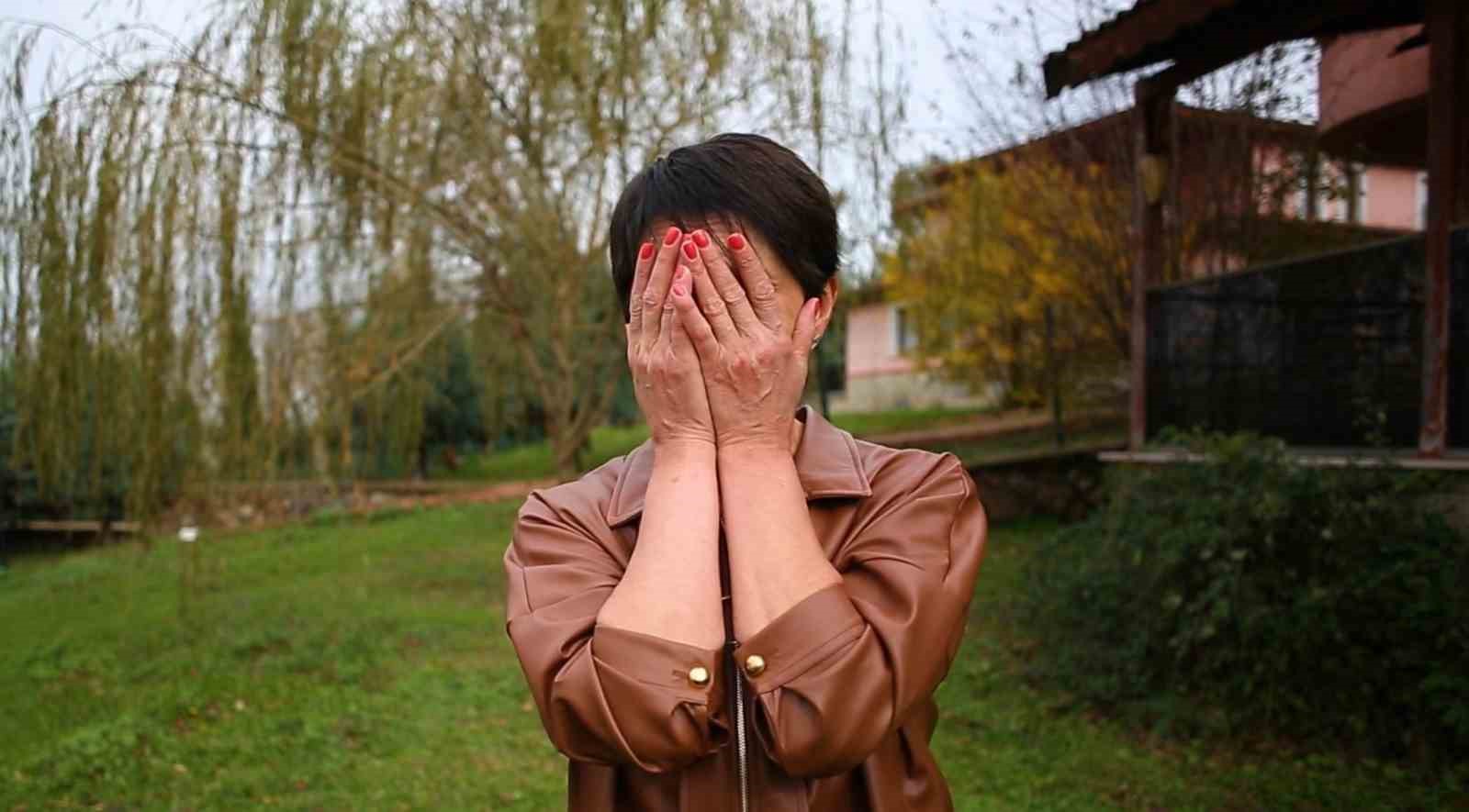 yillar sonra ilk kez evladinin sesini duyan annenin mutluluk gozyaslari 3uJ8uMBI.jpg