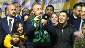 Adaylığı kesinleşen Büyükakın'dan AKP teşkilatına uyarı Konuşmanız haramdır