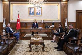 Bülent Sarı DAYAKÇI PATRONLA FOTOĞRAF PAYLAŞAN VALİ BUGÜN NEREDE