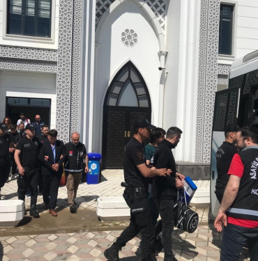 CİNAYETLE YARGILANAN ABİ KARDEŞİN TUTUKLUĞUNUN DEVAMINA KARAR VERİLDİ