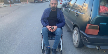 ENGELLİ ARKADAŞININ OTOMOBİLİNİ ÇALDI "ŞAKA YAPTIĞINI, GERİ GELECEĞİNİ DÜŞÜNDÜK AMA GERİ GELMEDİ"