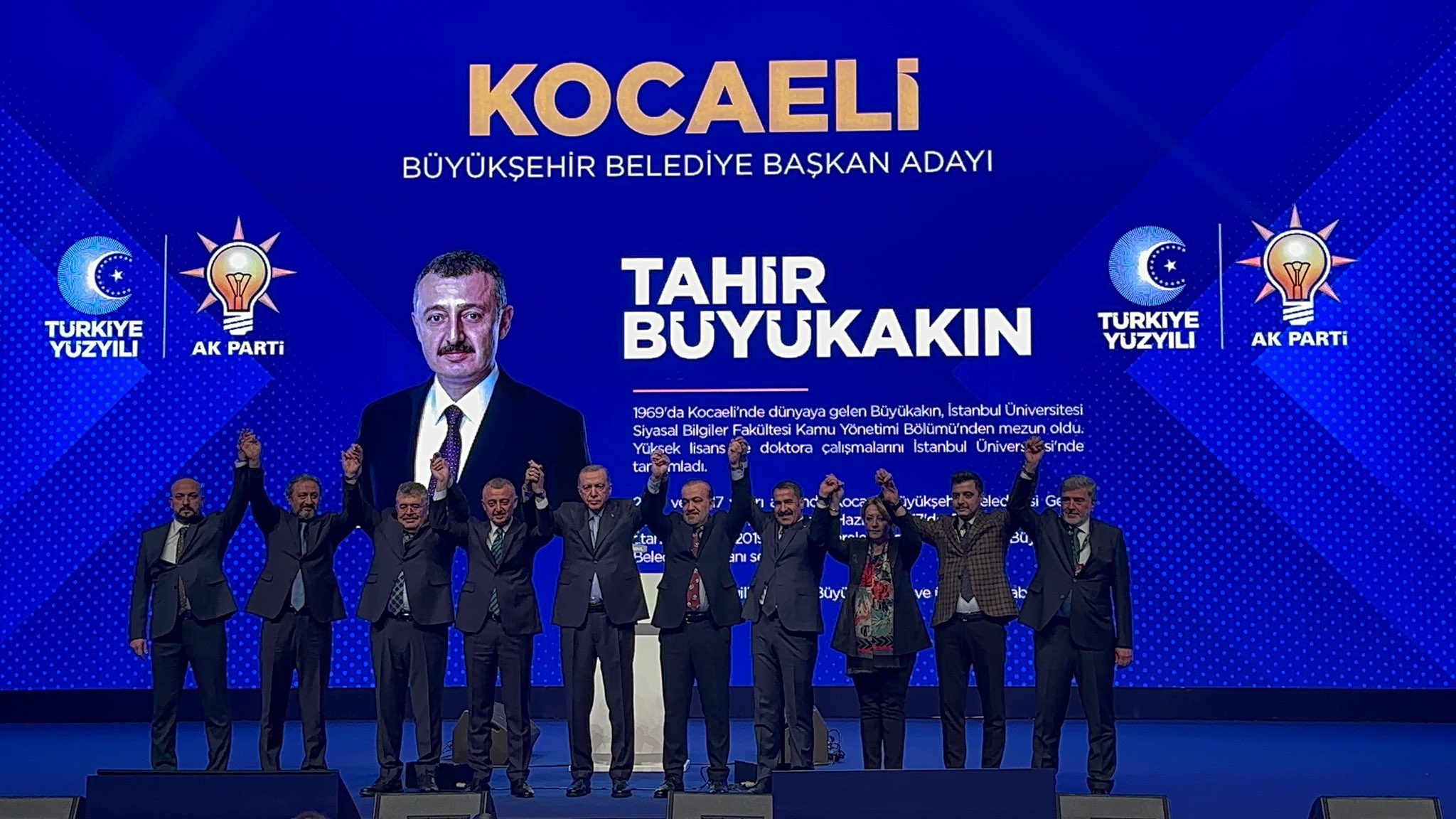 Erdoğan, Kocaeli Büyükşehir Belediye Başkan Adayının Tahir Büyükakın olduğunu açıkladı.