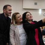 Esnaflarla buluşan Başkan Hürriyet, “İzmit’i hep bir adım ileriye taşımaya çalışıyoruz”