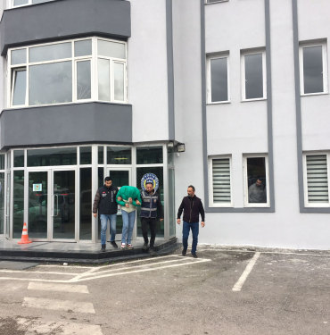 İş yerinden 900 bin TL'lik malzeme çalan şüpheliler yakalandı
