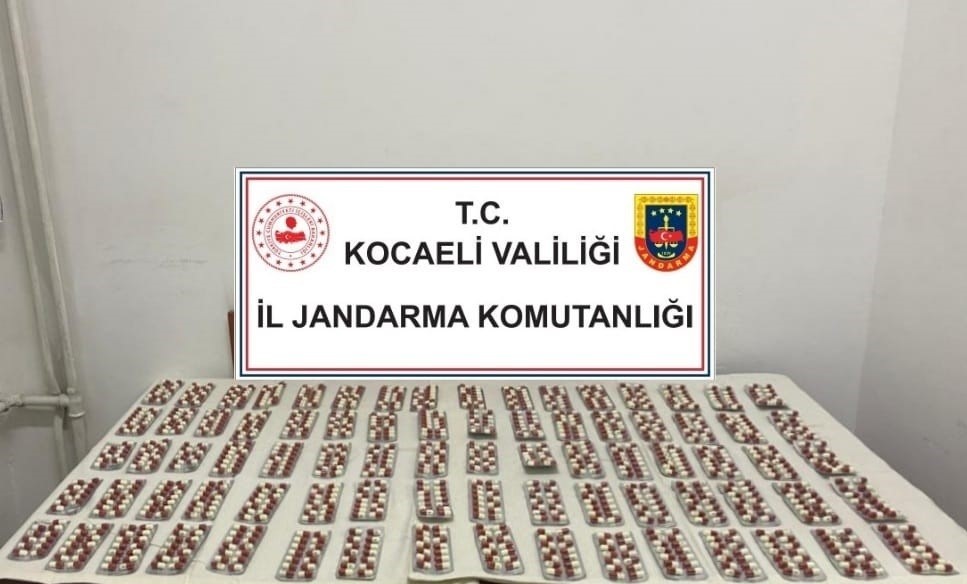 KOCAELİ'DE 2023'ÜN UYUŞTURUCU TABLOSU 7 BİN 683 ŞÜPHELİ GÖZALTINA ALINDI, BİNLERCE UYUŞTURUCU HAP ELE GEÇİRİLDİ