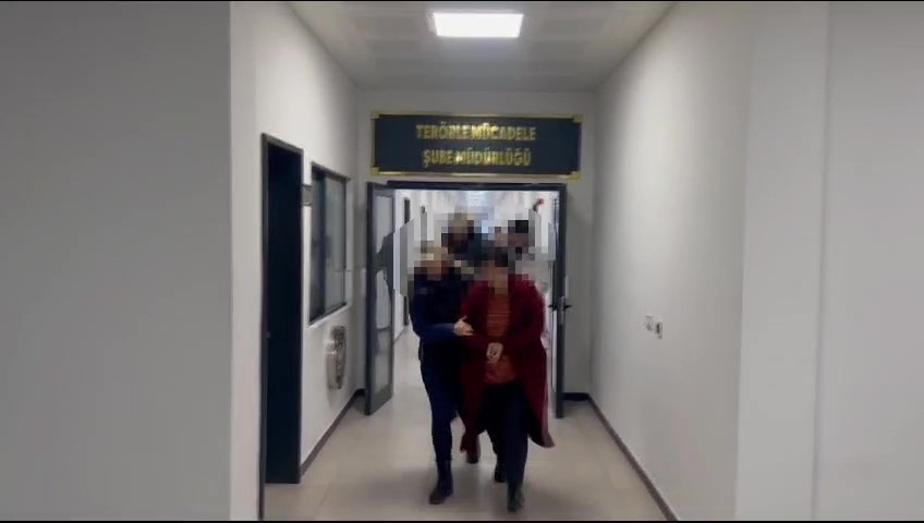 KOCAELİ'DE 3 İKAMETTEN ZİYNET EŞYASI ÇALAN ŞÜPHELİ YAKALANDI