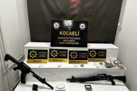 KOCAELİ'DE UYUŞTURUCU OPERASYONU: 3 TUTUKLAMA