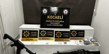 KOCAELİ'DE UYUŞTURUCU OPERASYONU: 3 TUTUKLAMA