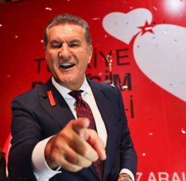 Mustafa Sarıgül Kocaeli' nin ışıklarını yakmak lazım