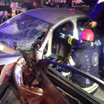 OTOMOBİL BARİYERE SAPLANTI: 4 YARALI