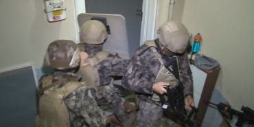 Sahte ilanlarla 7 milyonluk vurgun Depremde çocuğunu kaybeden aileleri bile dolandırmışlar