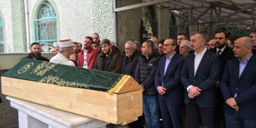 ŞEHİTLERİ ANMAK İÇİN GİTTİKLERİ ŞEHİRDE ÖLEN 2 KİŞİ MEMLEKETLERİ KOCAELİ'DE TOPRAĞA VERİLDİ