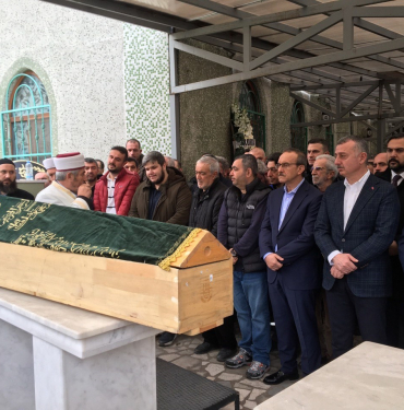ŞEHİTLERİ ANMAK İÇİN GİTTİKLERİ ŞEHİRDE ÖLEN 2 KİŞİ MEMLEKETLERİ KOCAELİ'DE TOPRAĞA VERİLDİ