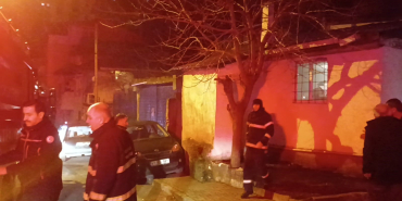 SOBADAN YÜKSELEN DUMAN YAŞLI ADAMI HASTANELİK ETTİ