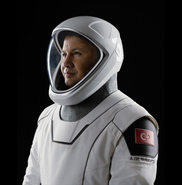 Türkiye’nin ilk astronotu Alper Gezeravcı’nın uzay yolculuğu başladı (3)
