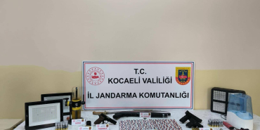 UYUŞTURUCU OPERASYONUNDA 3 KILIÇ ELE GEÇİRİLDİ