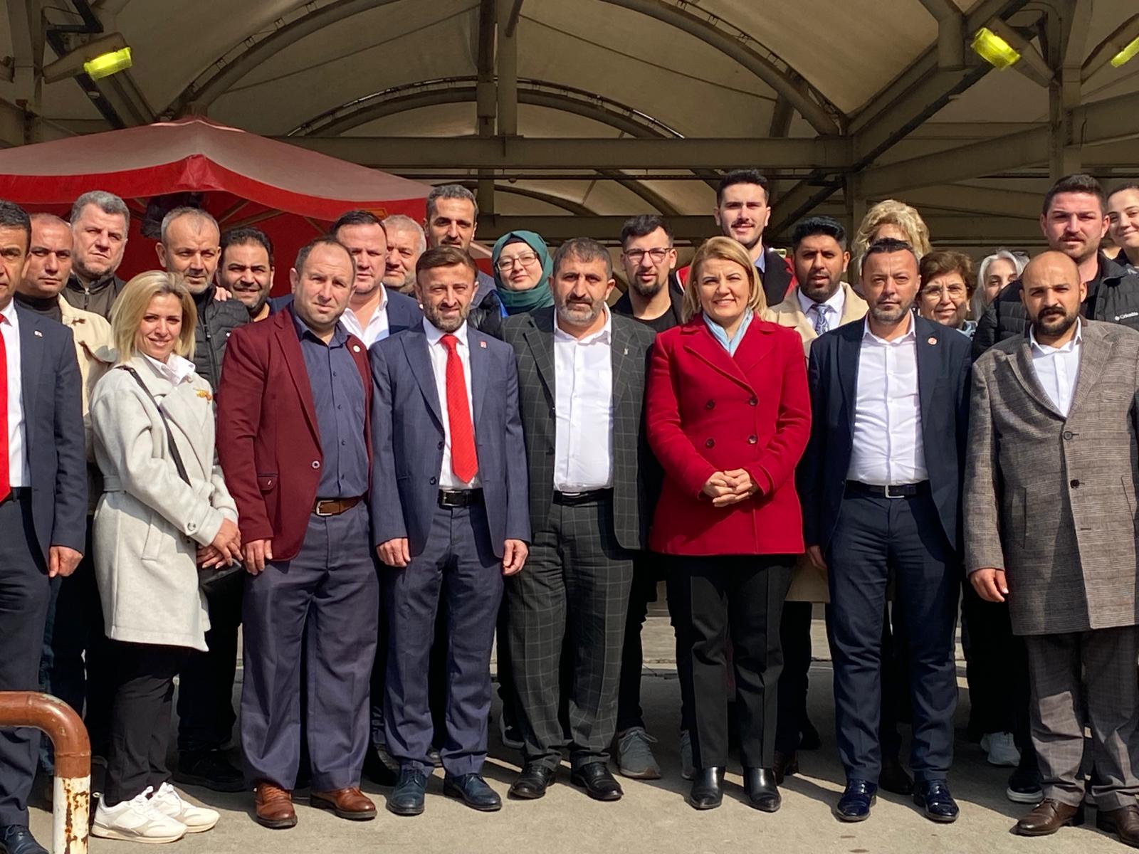 Başkan Hürriyet Pazarcı esnafı başımızın tacıdır (11)