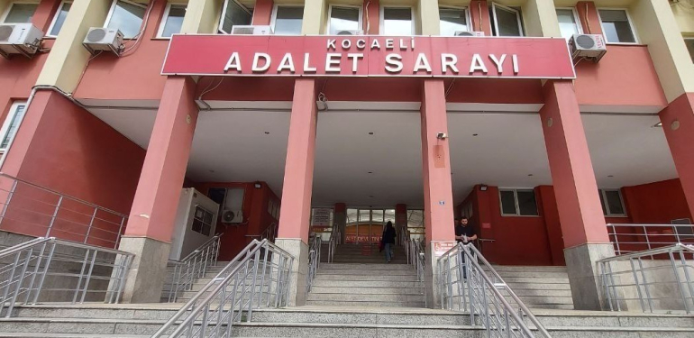 CİNSEL İSTİSMAR SANIĞI: "BEN ONU 18 YAŞINDA BİLİYORDUM" KIZ ÇOCUĞUNA CİNSEL İSTİSMARDAN YARGILANAN SANIĞA 2 YIL 6 AY HAPİS