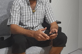 DAMAT DEHŞETİNDE YENİ DETAYLAR EŞİNİ KESERLE AĞIR YARALAMIŞ, KAYINPEDERİNİ BIÇAKLAYARAK ÖLDÜRMÜŞTÜ: OLAY GÜNÜNÜ ANLATTI ÖLDÜRÜLEN KAYINPEDERİN VÜCUDUNDA 10 BIÇAK YARASI TESPİT EDİLDİ, 3'Ü ÖLDÜRÜCÜ NİTELİKTE