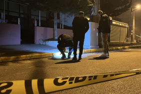 ALKOLLÜ ŞAHIS RASTGELE ATEŞ AÇTI: FACİA TEĞET GEÇTİ KURŞUN DAİRENİN MUTFAĞINA İSABET ETTİ