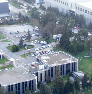GEBZE'DE İŞÇİLERİN REHİN ALINDIĞI FABRİKA HAVADAN GÖRÜNTÜLENDİ
