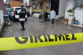 KUZENİNİ ÖLDÜREN SANIK: "HER GÜN İNSAN ÖLDÜRMÜYORUZ" "KENDİMİ VE AİLEMİ KORUDUM. İSTEMEYEREK DE OLSA BİR CANIN ÖLÜMÜNE VESİLE OLDUĞUM İÇİN PİŞMANIM" SANIĞIN YEĞENİ BEYZA A.: "AMCAM O GECE BİZİMLE OLMASAYDI İKİ KADIN CİNAYETİ İŞLENECEKTİ"