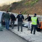 TAKLA ATAN OTOMOBİLDEN SAĞ KURTULDULAR