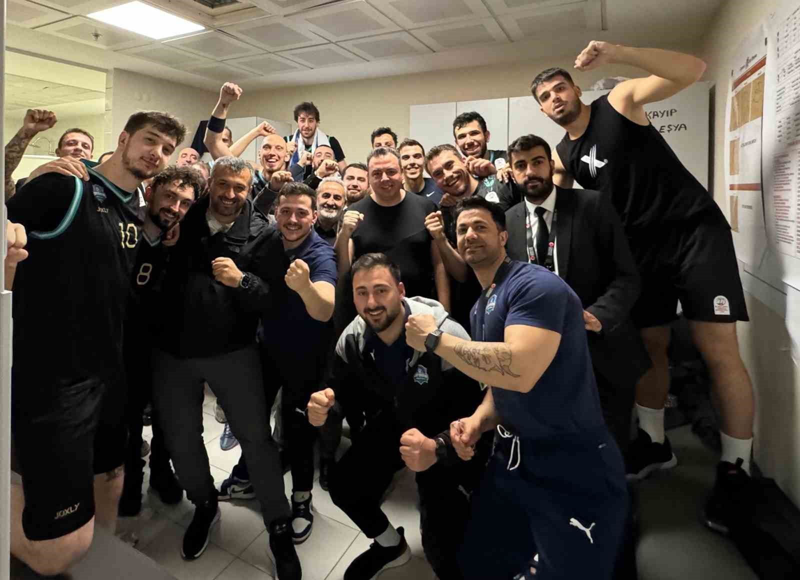 20240330aw173270 0.jpg