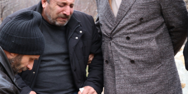 DARICA'DA ÖLDÜRÜLEN GENÇ KADIN MEMLEKETİ ERZURUM'DA TOPRAĞA VERİLDİ