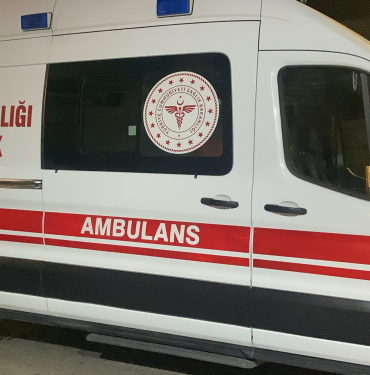 EVİNDE BAYGIN HALDE BULUNAN 8 AYLIK HAMİLE KADIN ÖLDÜ