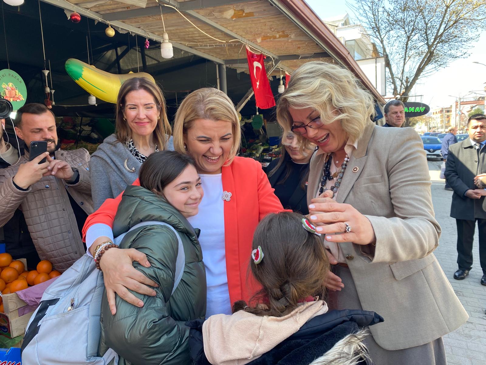 Hürriyet Esnaflarımızın her zaman yanındayız