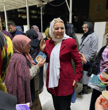 Hürriyet teravih sonrası Şirinevler Camii’nde cemaat ile buluştu
