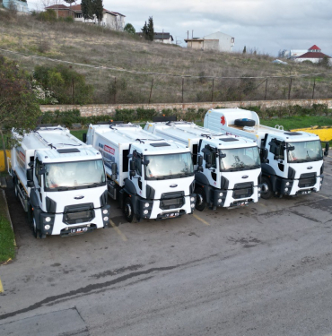 İZMİT BELEDİYESİ 3 YENİ ÇÖP KAMYONU DAHA SATIN ALDI